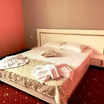 Jaky Complex 2* Кранево